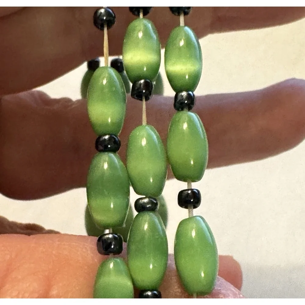 Vintage Green Cats Eye Bead 3‎ Row Memory Wire Coil Bracelet Adjustable